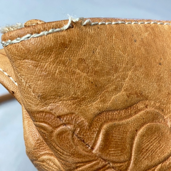Leather Embossed Purse - Picture 9 of 10